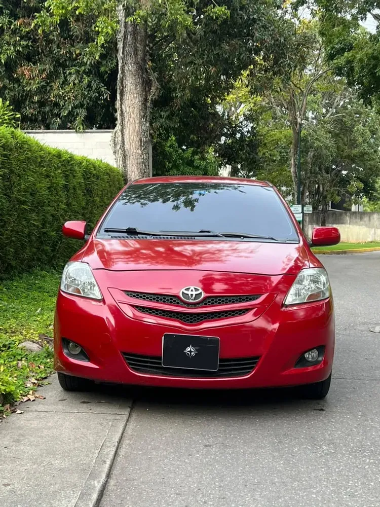 Vista 5 del vehículo: Toyota Yaris