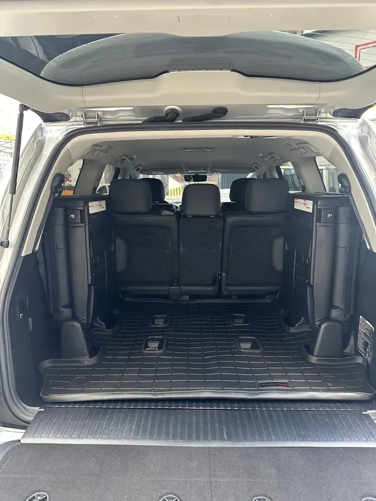Vista 6 del vehículo: Toyota Land Cruiser