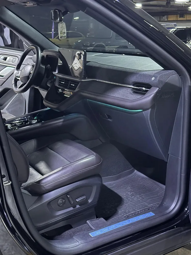 Vista 10 del vehículo: Ford Explorer