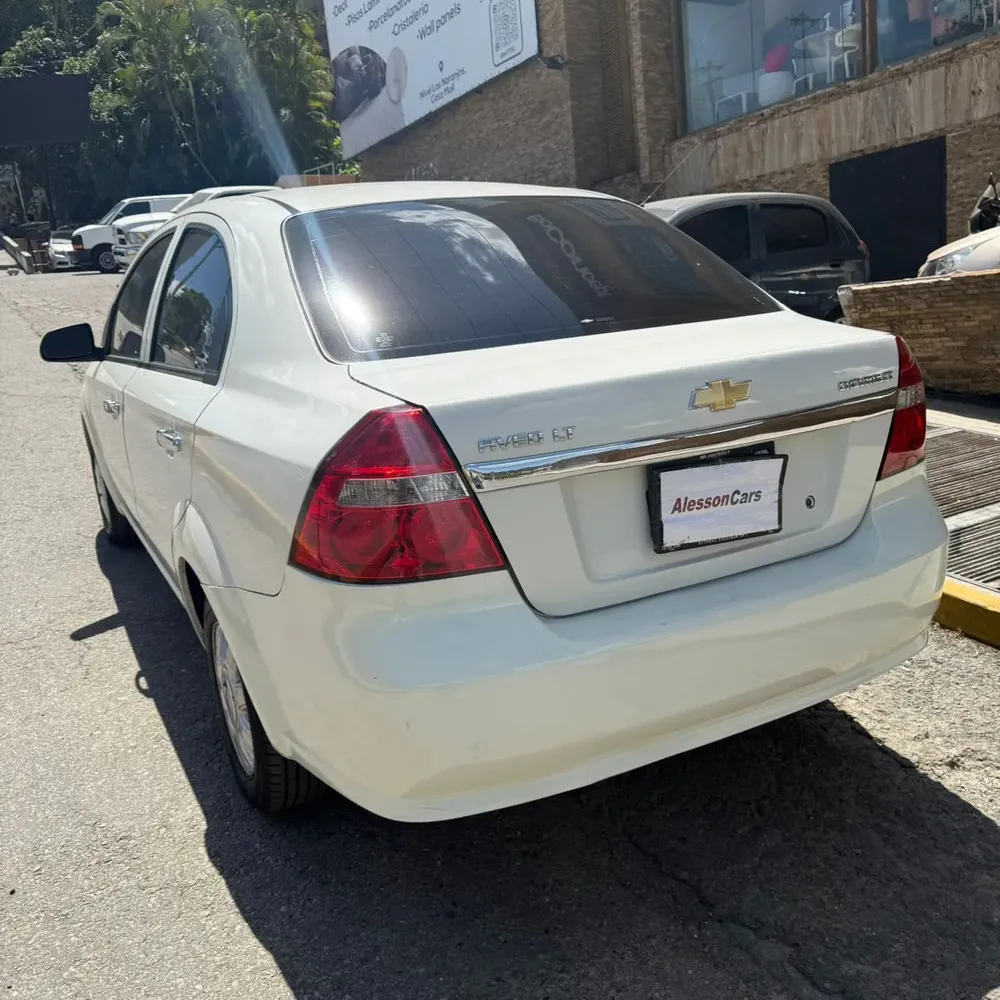 Vista 7 del vehículo: Chevrolet Aveo