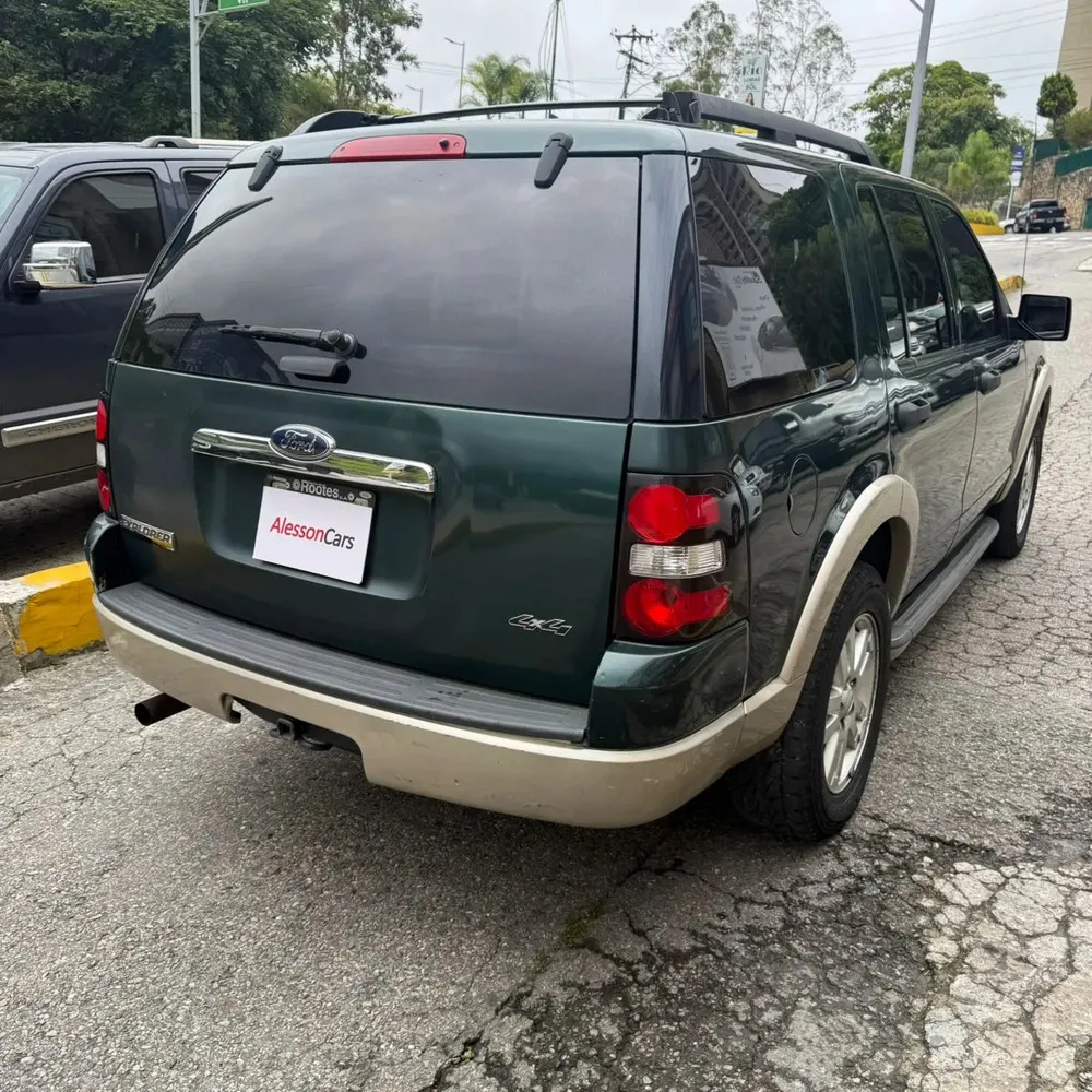 Vista 5 del vehículo: Ford Explorer