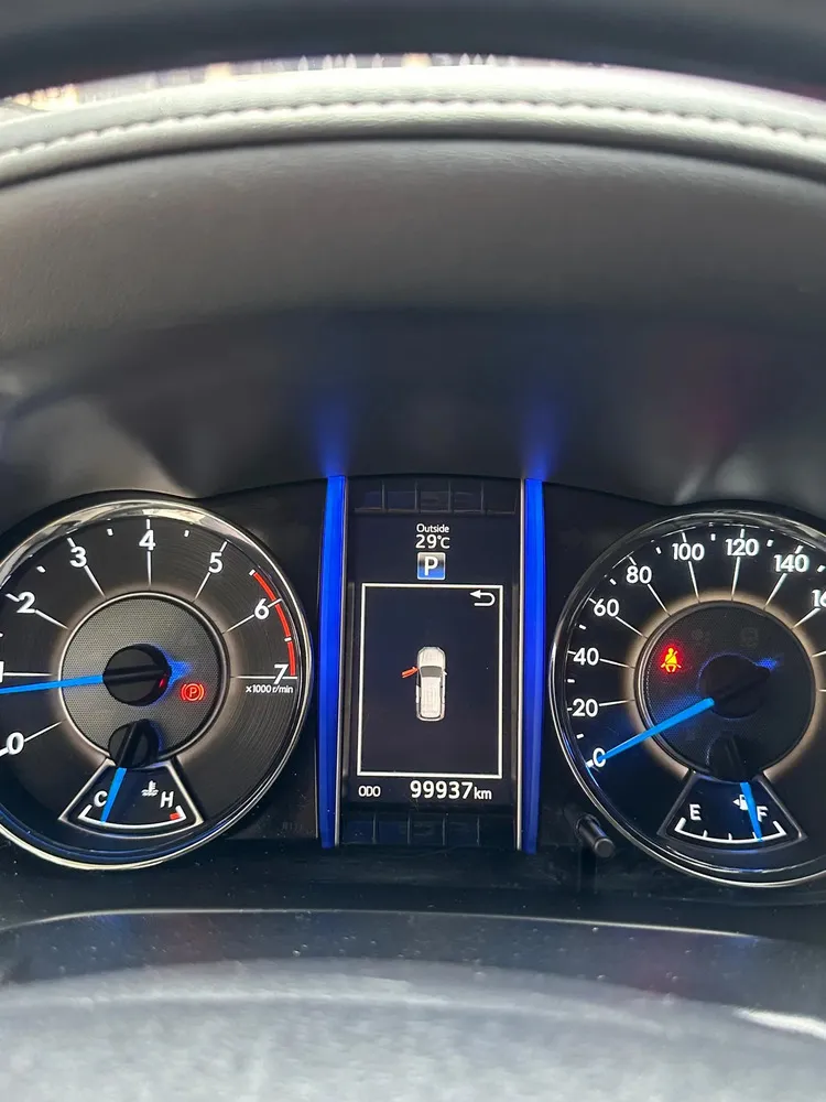 Vista 7 del vehículo: Toyota Fortuner
