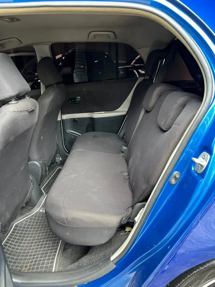 Vista 6 del vehículo: Toyota Yaris