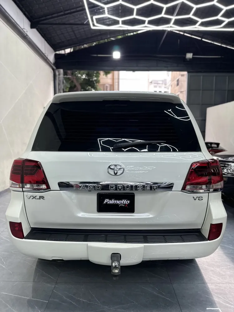 Vista 3 del vehículo: Toyota Lc200