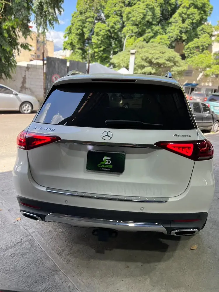 Vista 5 del vehículo: Mercedes Benz