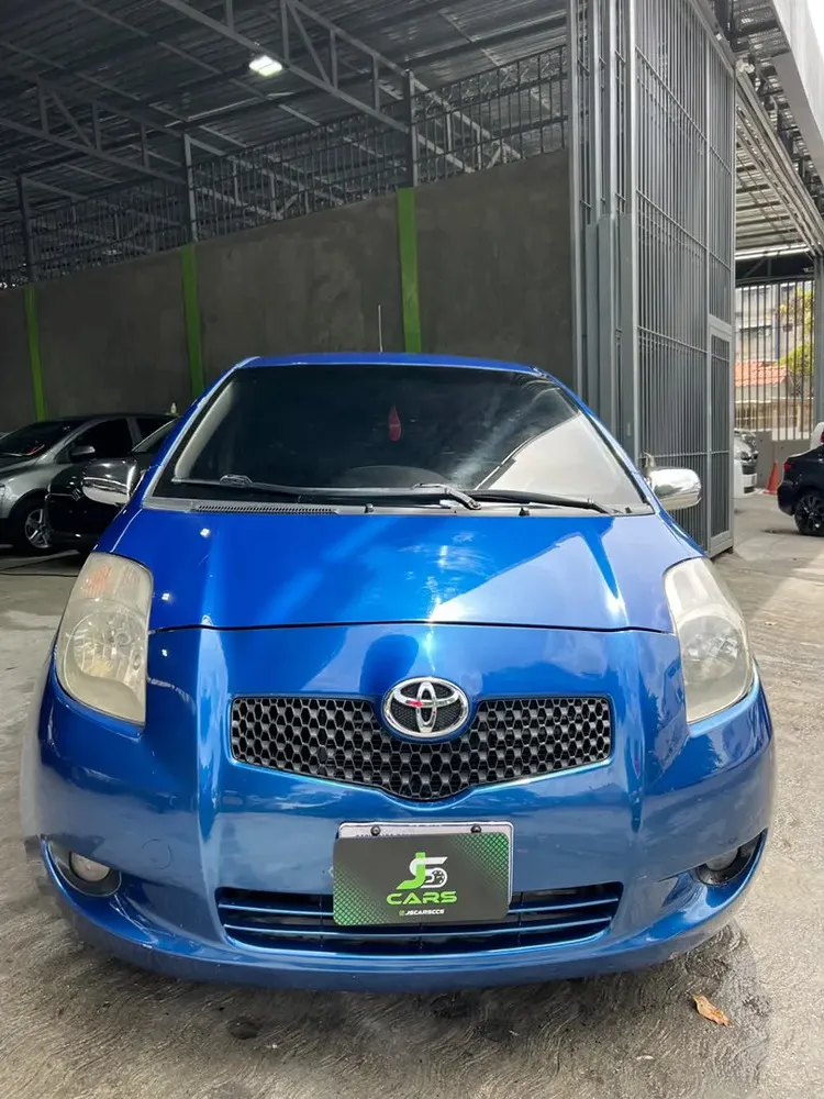 Vista 2 del vehículo: Toyota Yaris