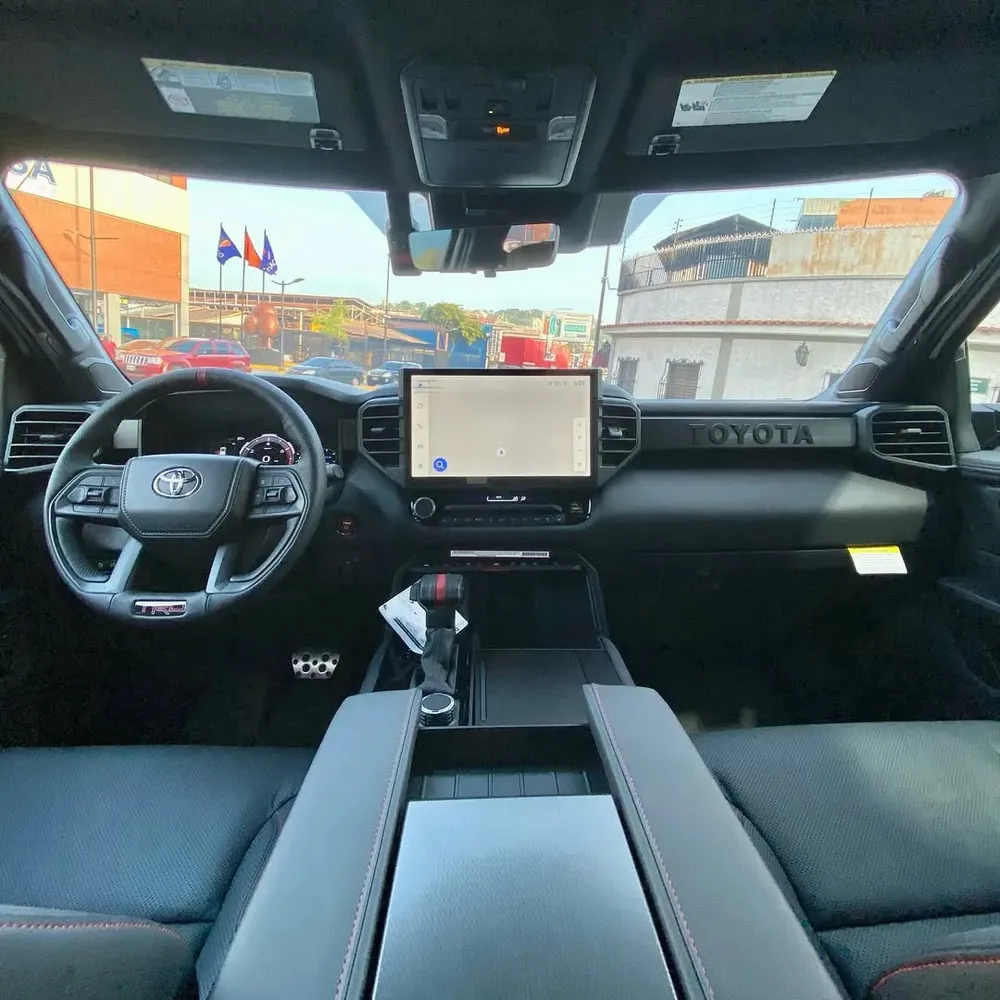 Vista 7 del vehículo: Toyota Sequoia