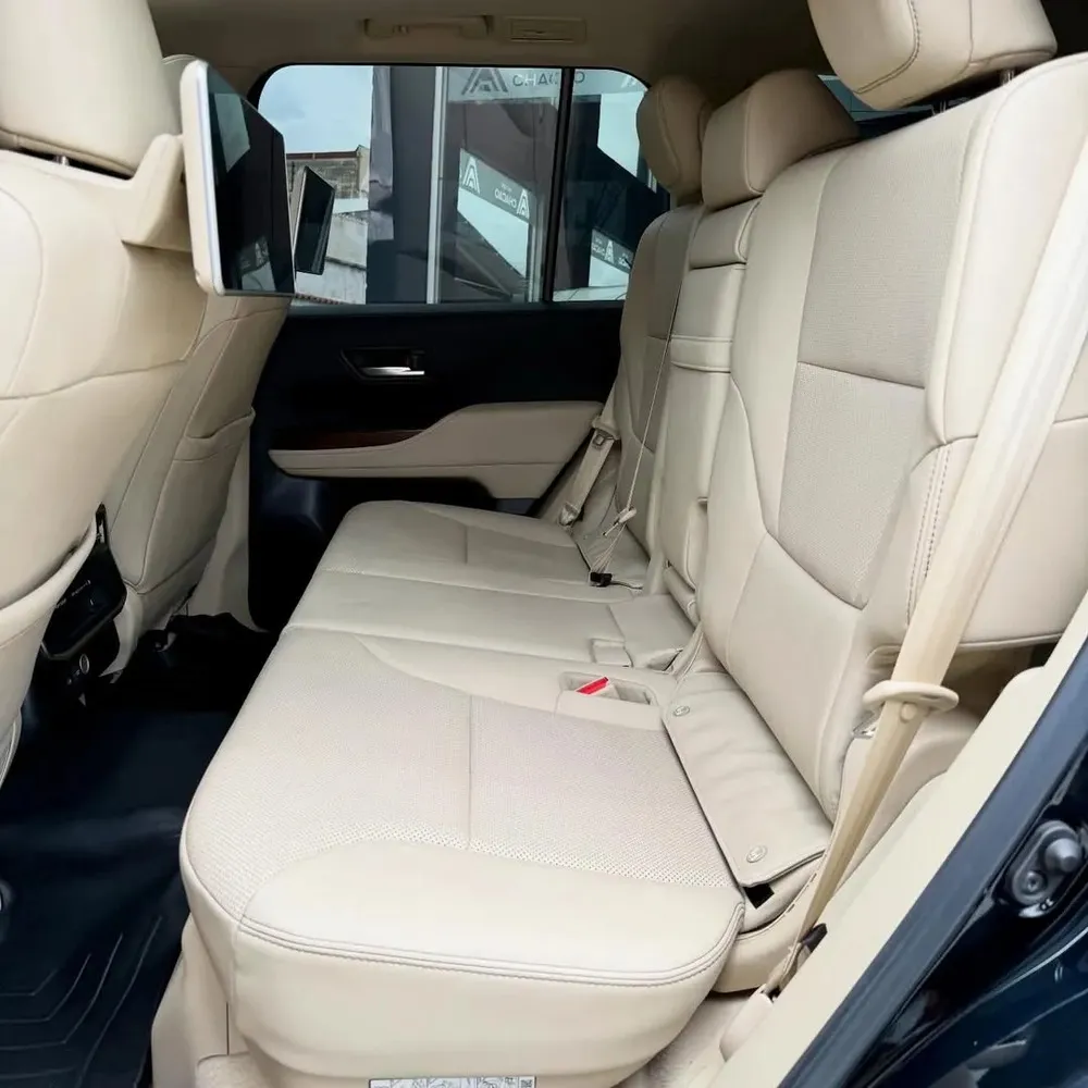 Vista 5 del vehículo: Toyota Land Cruiser