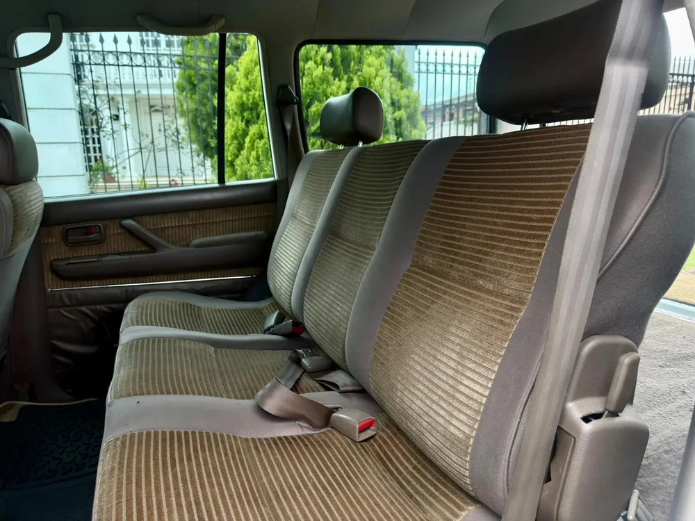 Vista 13 del vehículo: Toyota Serie