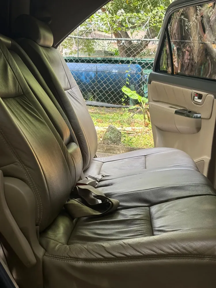 Vista 16 del vehículo: Toyota Fortuner
