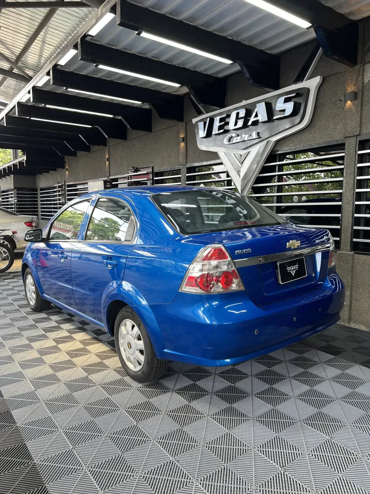 Vista 3 del vehículo: Chevrolet Aveo