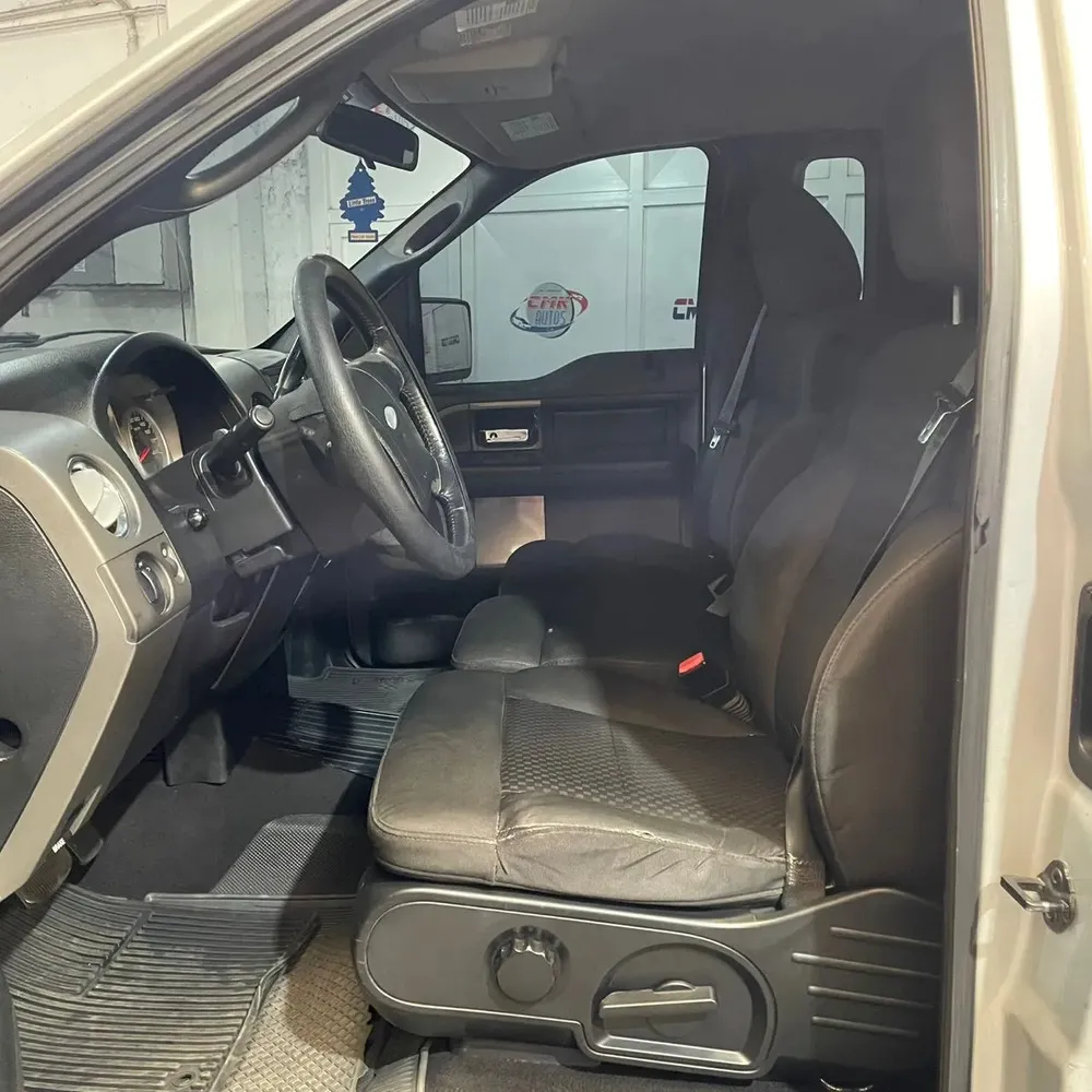 Vista 4 del vehículo: Ford F-150