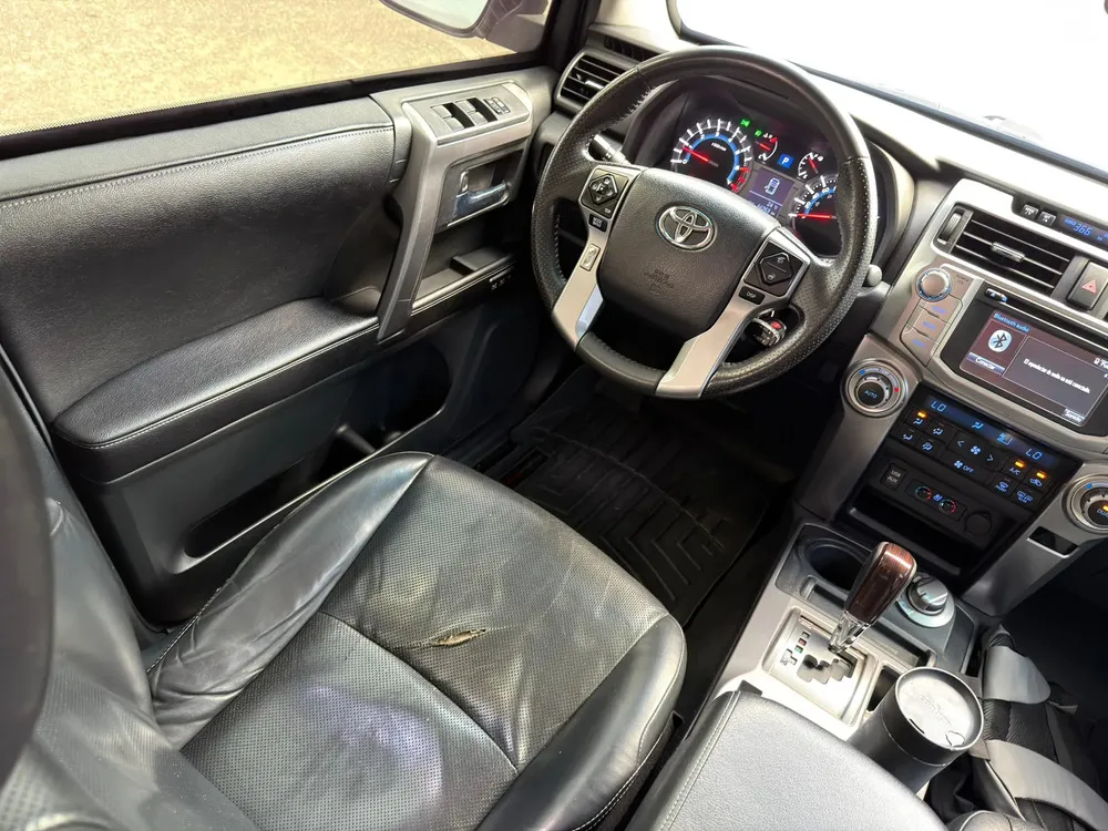 Vista 10 del vehículo: Toyota 4runner