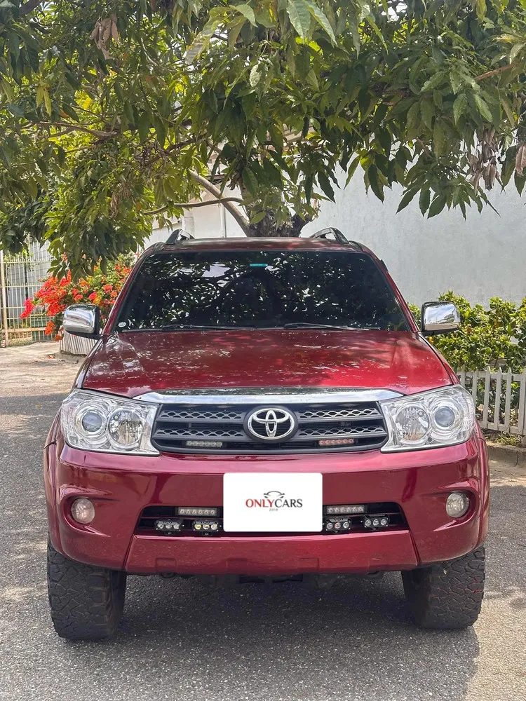 Vista 3 del vehículo: Fortuner 2009