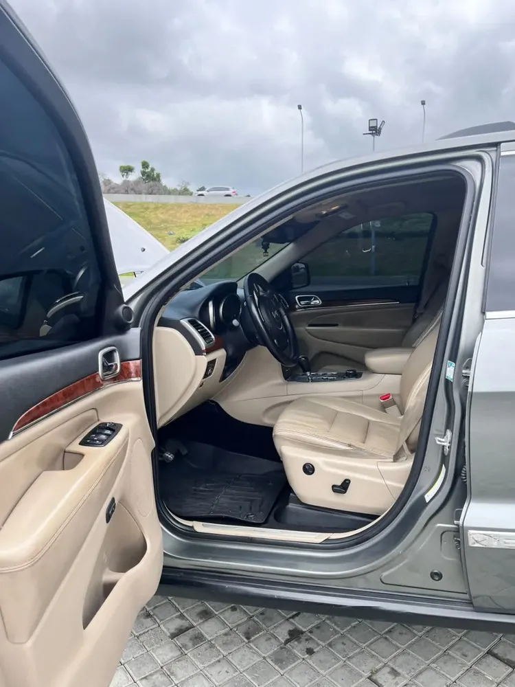 Vista 8 del vehículo: Jeep Grand