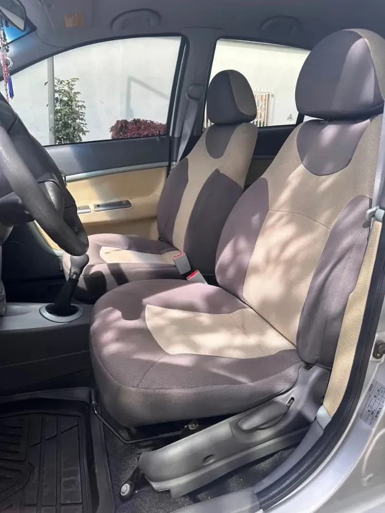Vista 10 del vehículo: Chery Arauca