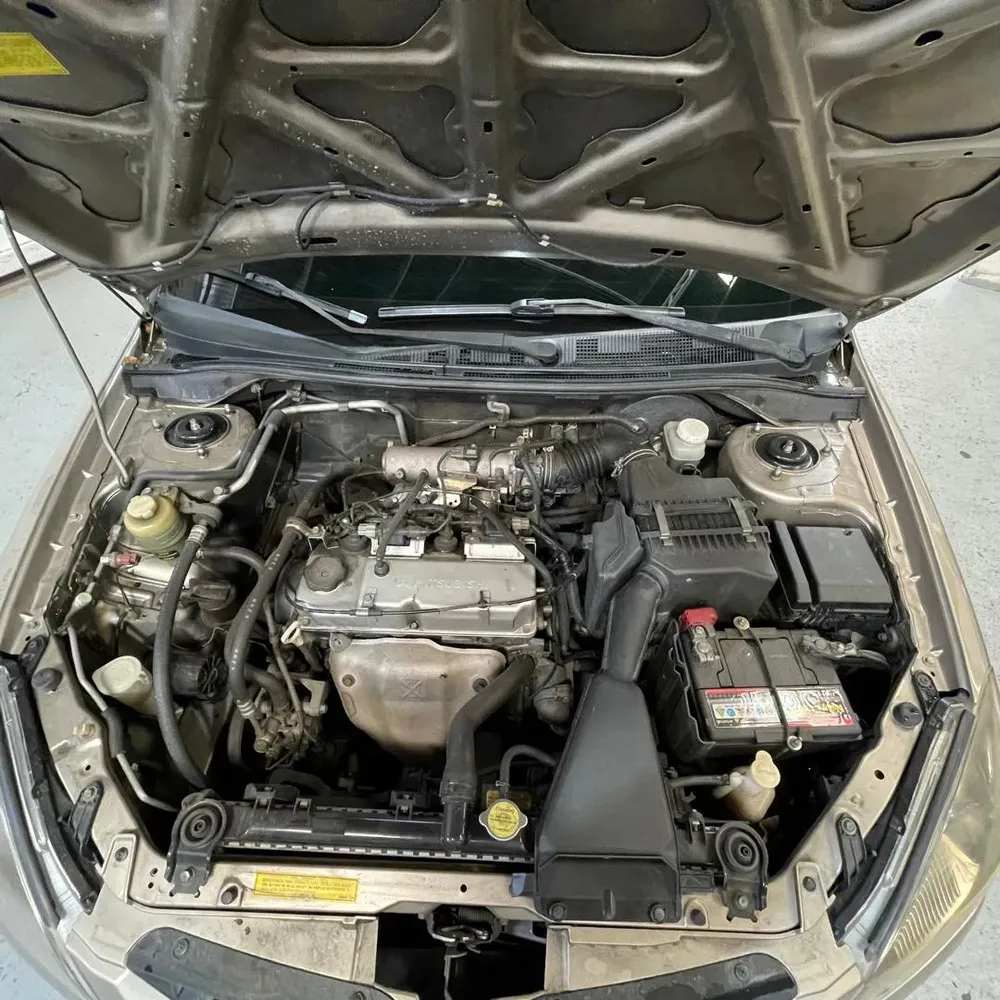 Vista 10 del vehículo: Mitsubishi Lancer