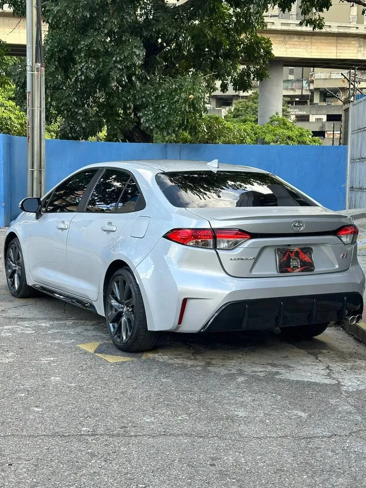 Vista 5 del vehículo: Toyota Corolla