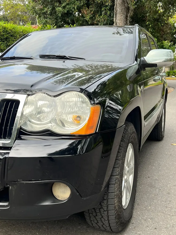 Vista 4 del vehículo: Jeep Grand
