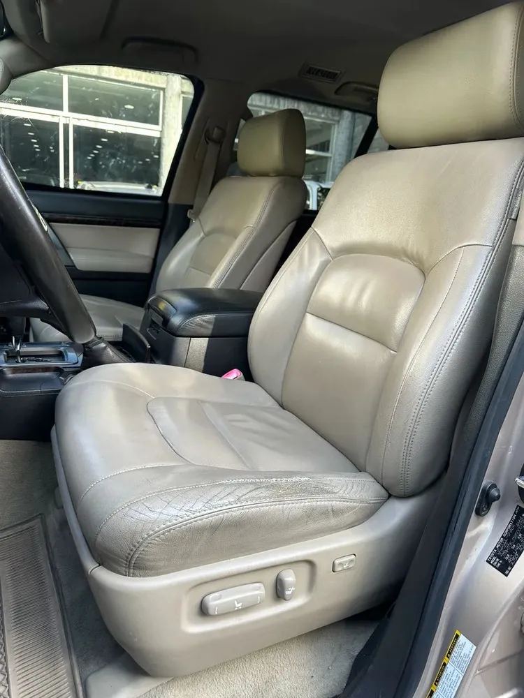 Vista 13 del vehículo: Toyota Land Cruiser