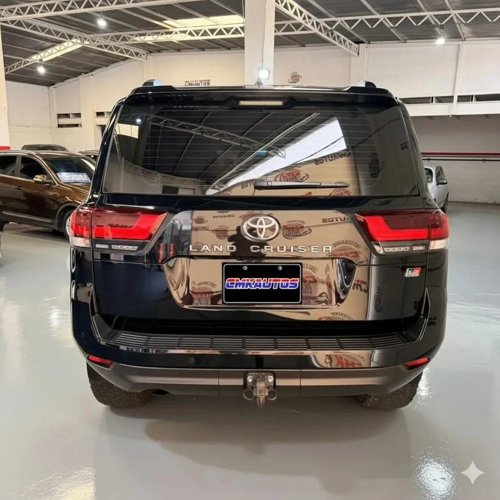 Vista 3 del vehículo: Toyota LC300