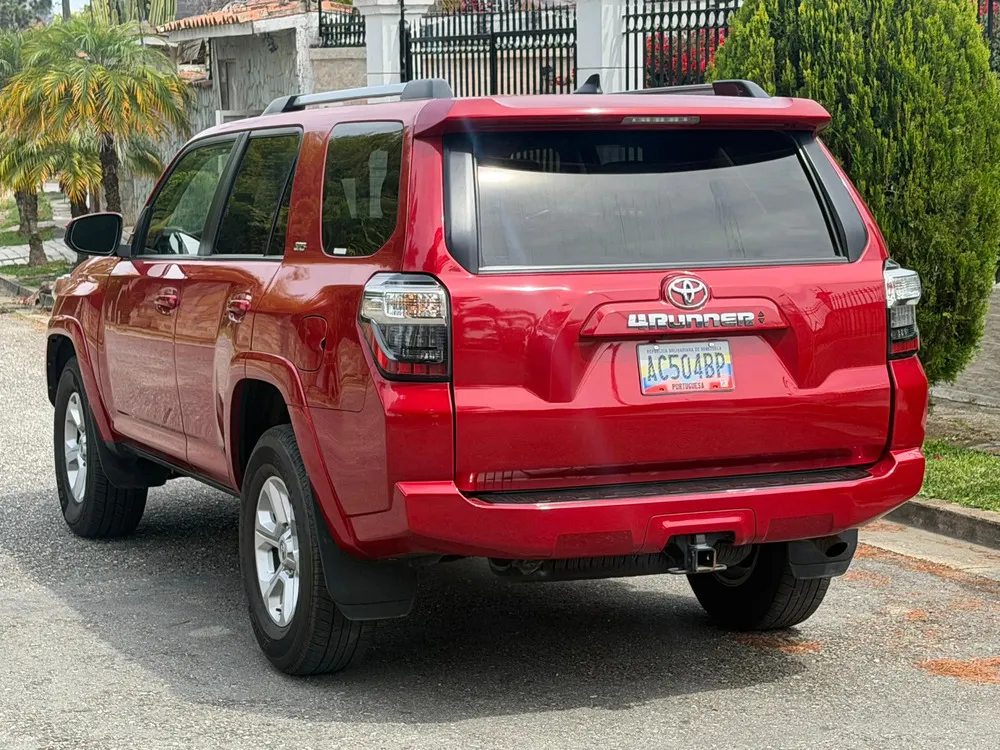 Vista 6 del vehículo: Toyota 4runner