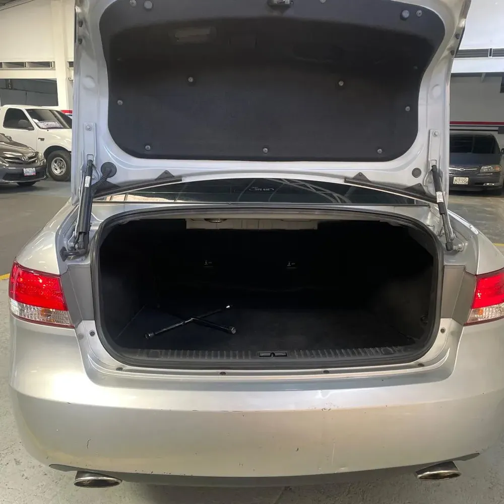 Vista 10 del vehículo: Hyundai Sonata