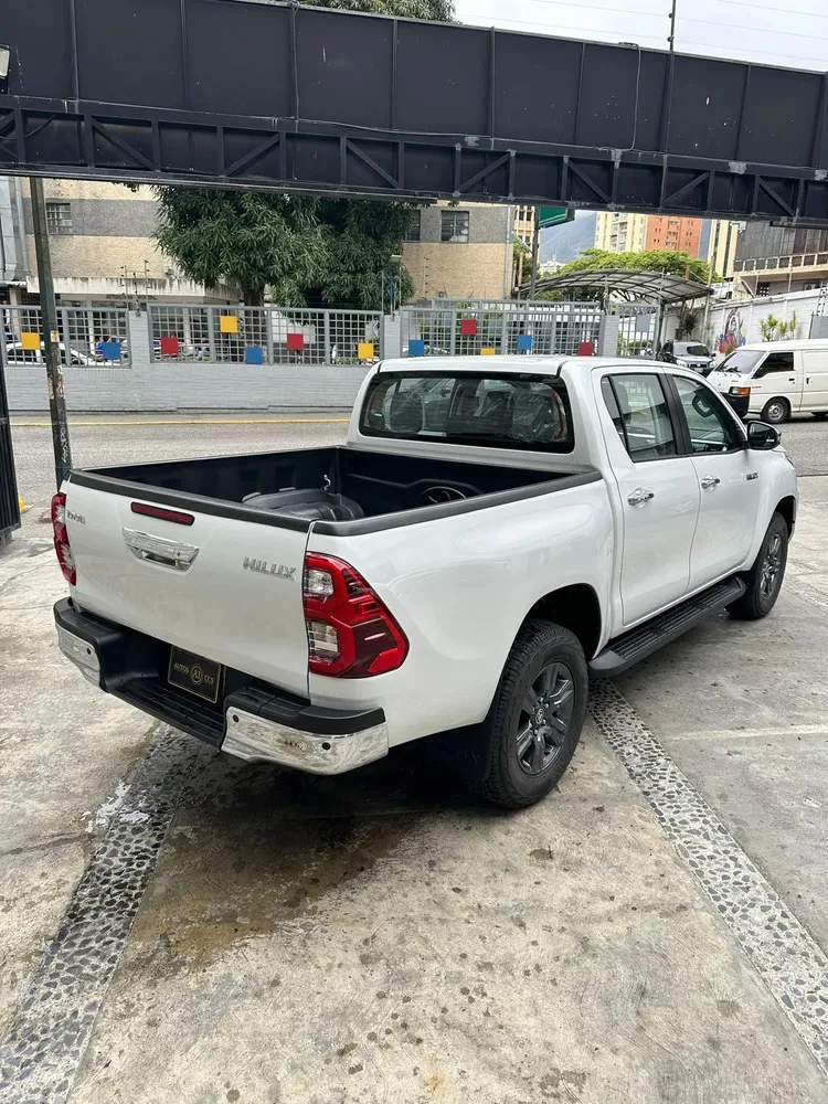 Vista 8 del vehículo: Toyota Hilux
