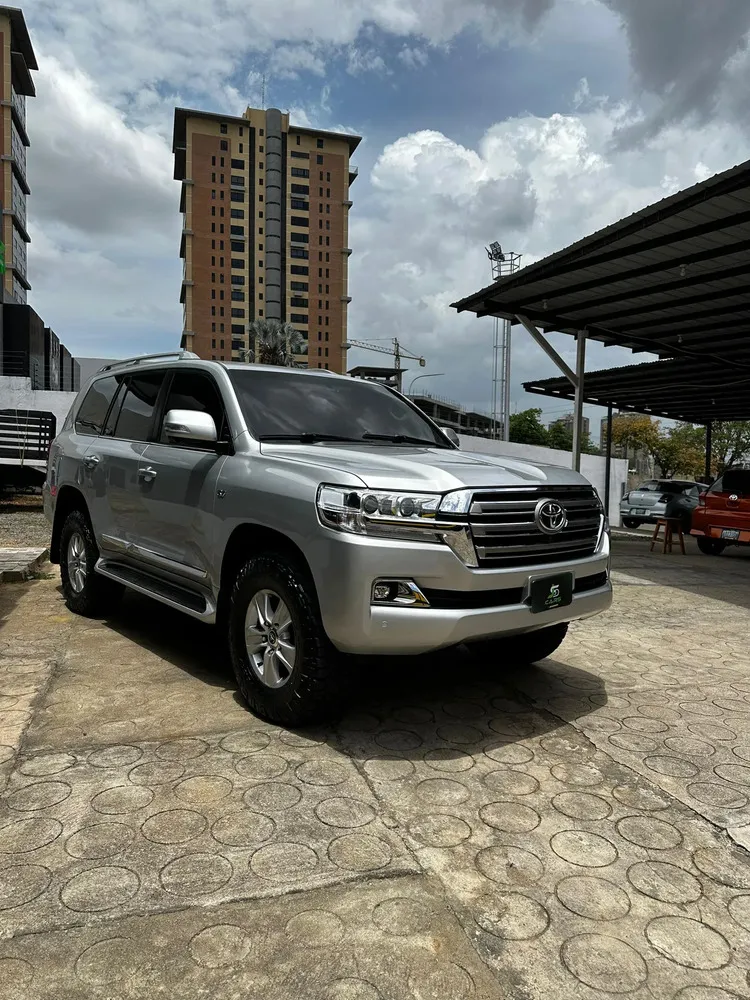 Vista 3 del vehículo: Toyota Roraima