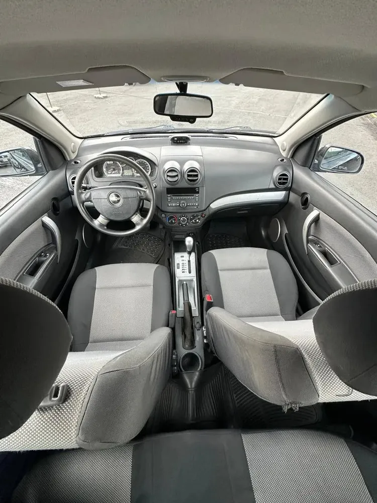 Vista 6 del vehículo: Chevrolet Aveo