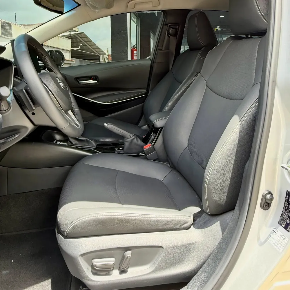 Vista 4 del vehículo: Toyota Corolla