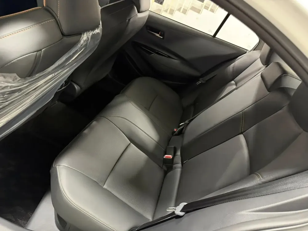 Vista 7 del vehículo: Toyoca Corolla