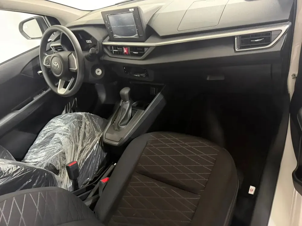 Vista 4 del vehículo: Toyota Agya