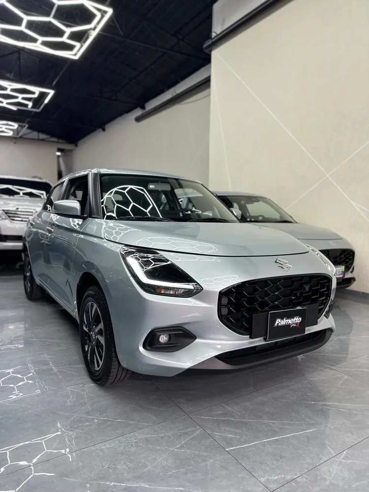 Vista 2 del vehículo: Suzuki Swift