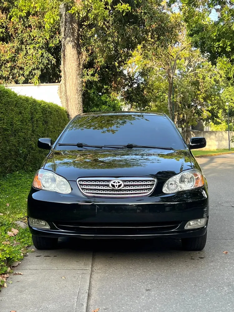 Vista 3 del vehículo: Toyota Corolla