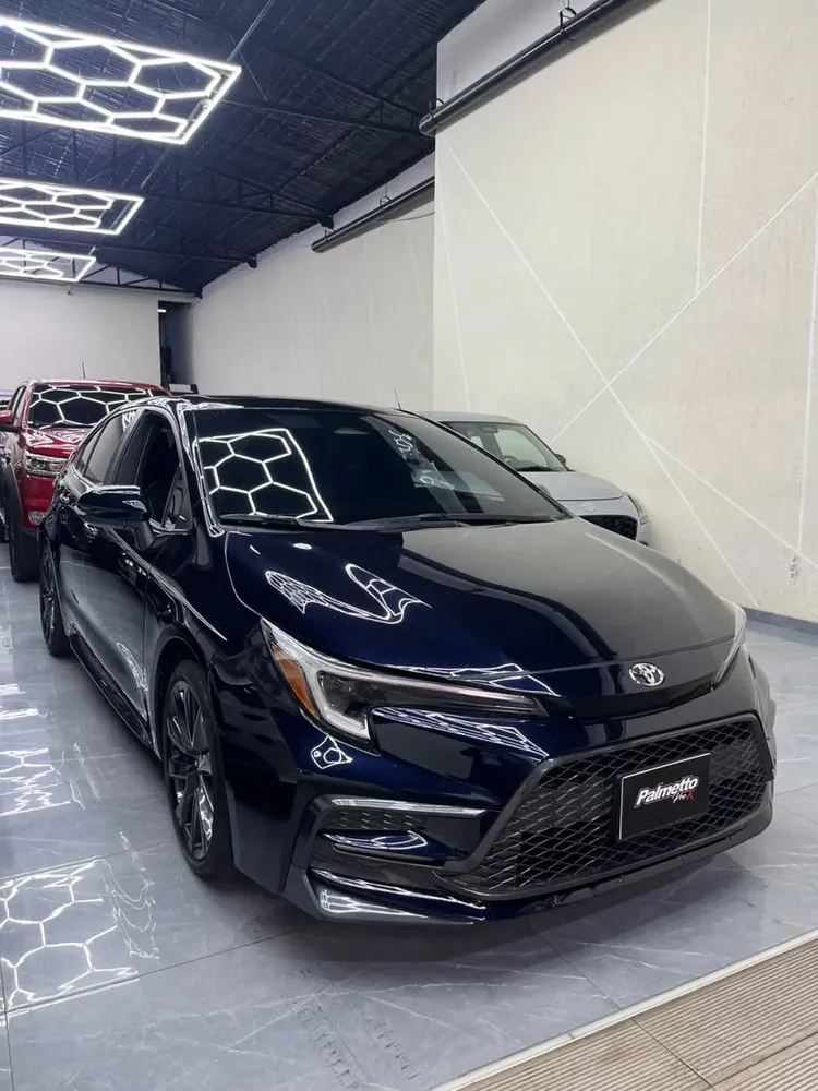 Vista 4 del vehículo: Toyota Corolla