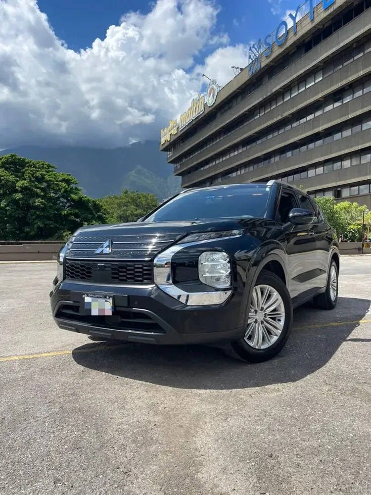 Vista 10 del vehículo: Mitsubishi Outlander