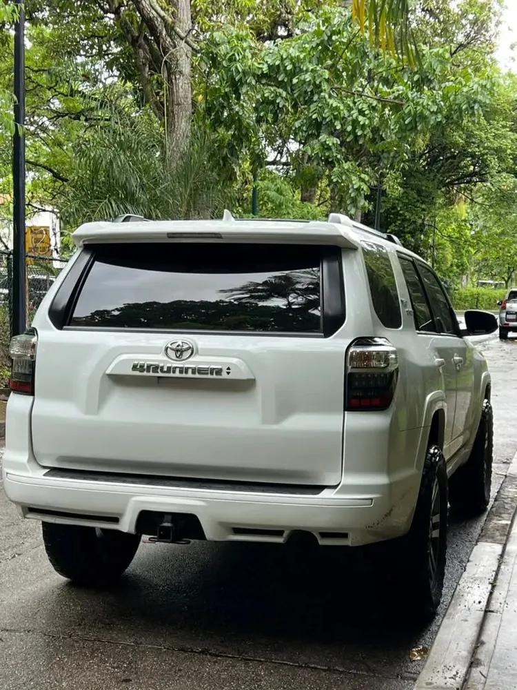 Vista 11 del vehículo: Toyota 4runner