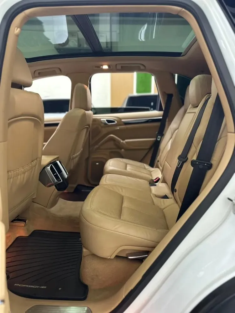 Vista 7 del vehículo: Porsche Cayenne