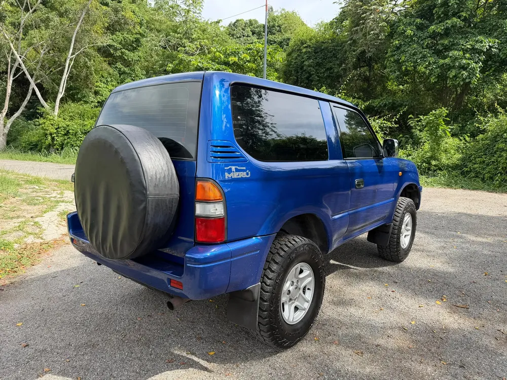 Vista 3 del vehículo: Toyota Merú