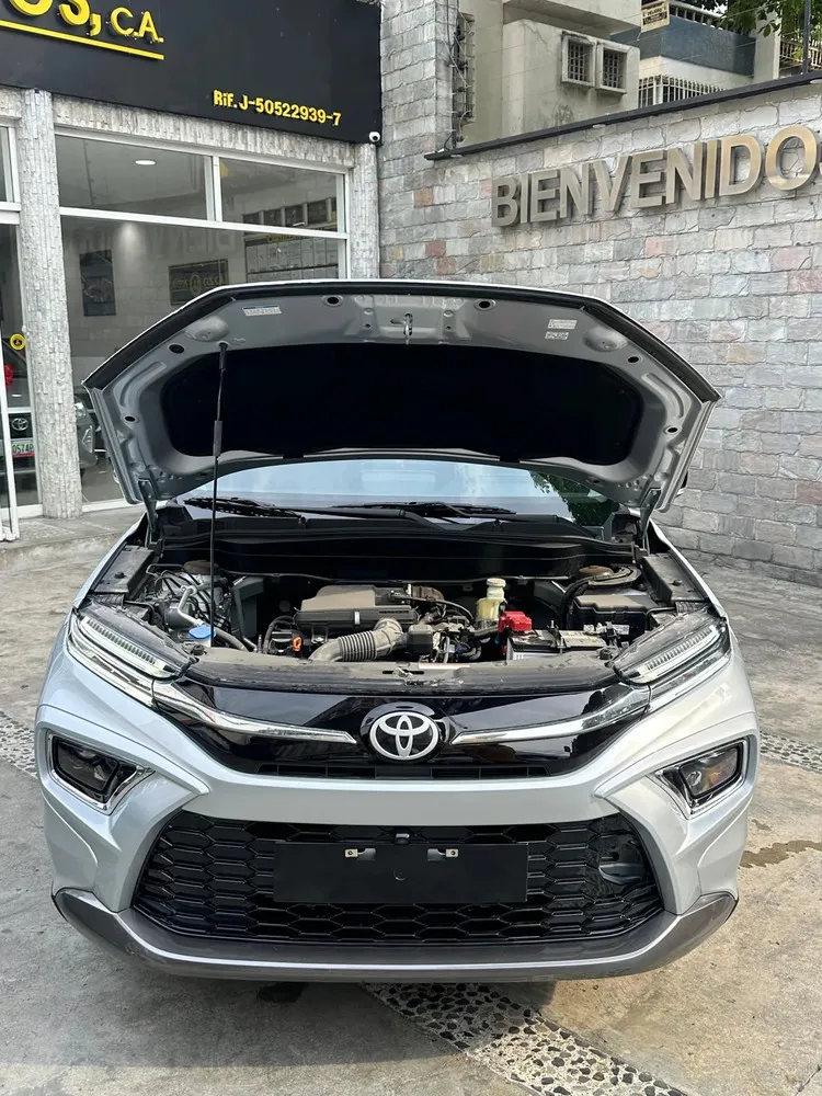 Vista 14 del vehículo: Toyota Urban