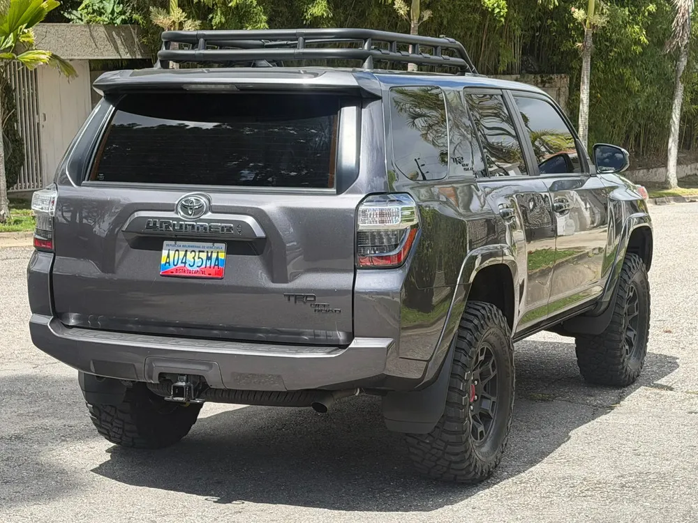 Vista 6 del vehículo: Toyota 4runner