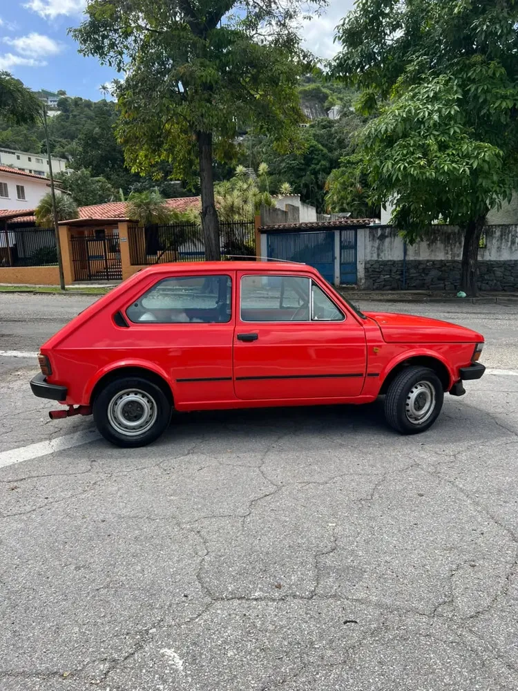 Vista 4 del vehículo: Fiat 147
