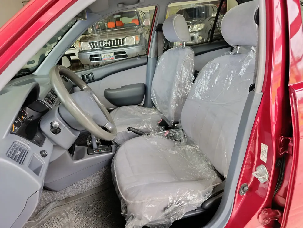 Vista 9 del vehículo: Toyota Starlet