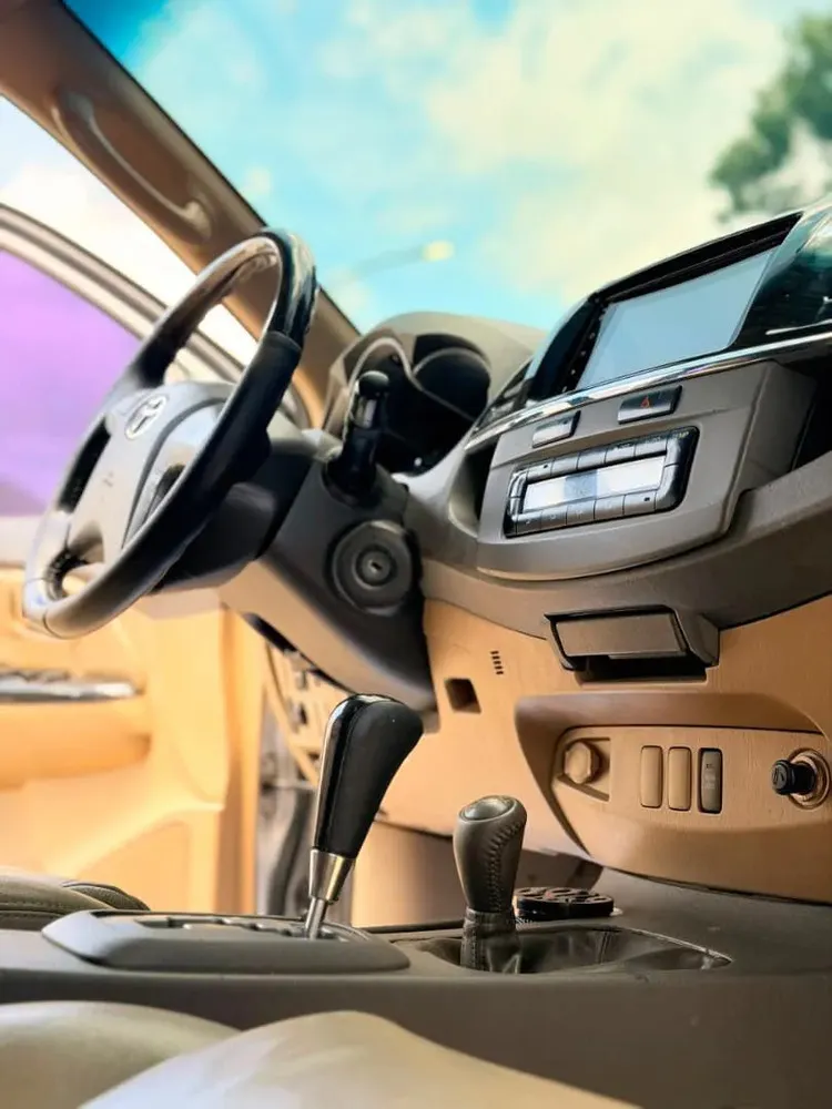 Vista 4 del vehículo: Toyota Fortuner