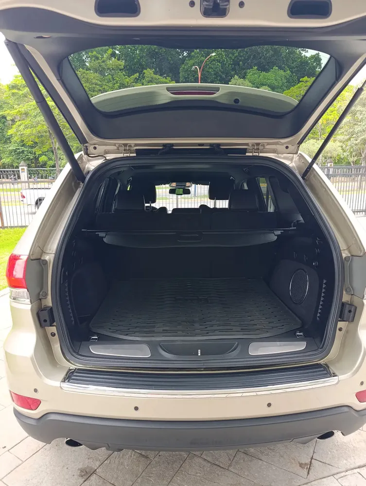 Vista 13 del vehículo: Jeep Grand