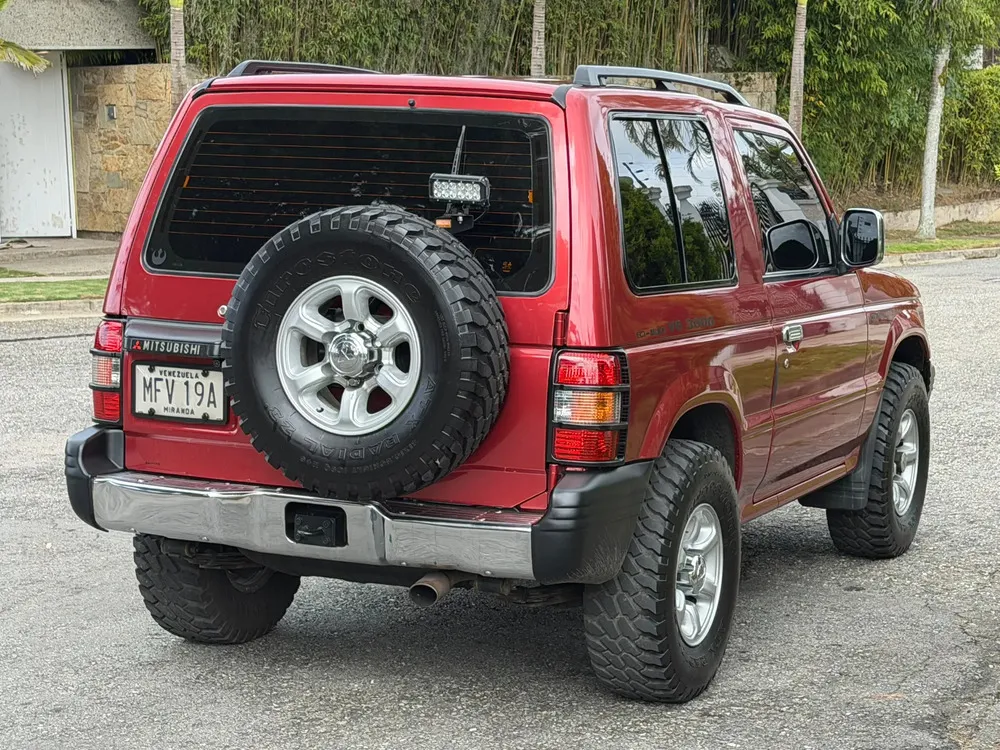 Vista 6 del vehículo: Mitsubishi Montero