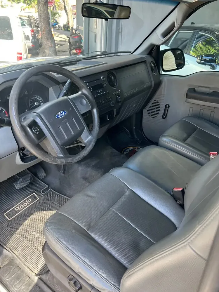 Vista 7 del vehículo: Super Duty