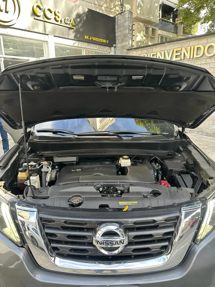 Vista 8 del vehículo: Nissan Pathfinder
