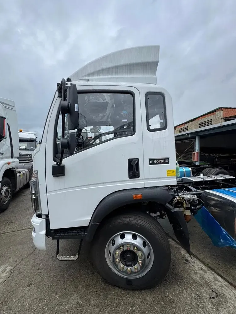Vista 7 del vehículo: Sinotruck Howo